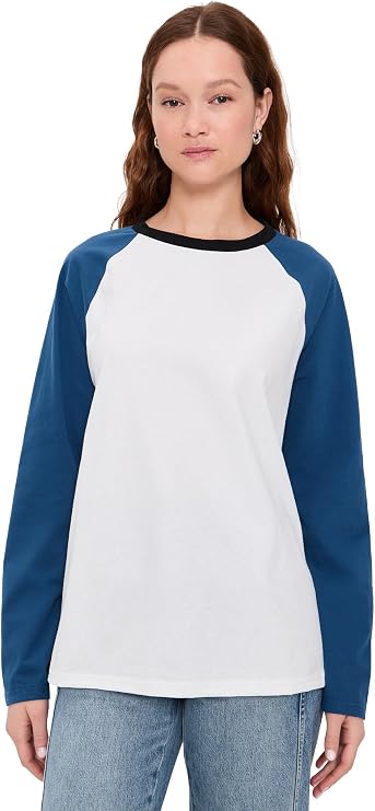Lioness Women's Baseball Tee